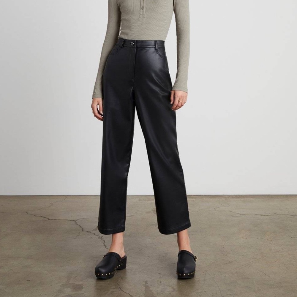 NWT Who What Wear Collection Limited Edition Eli Relaxed Vegan Leather Trousers